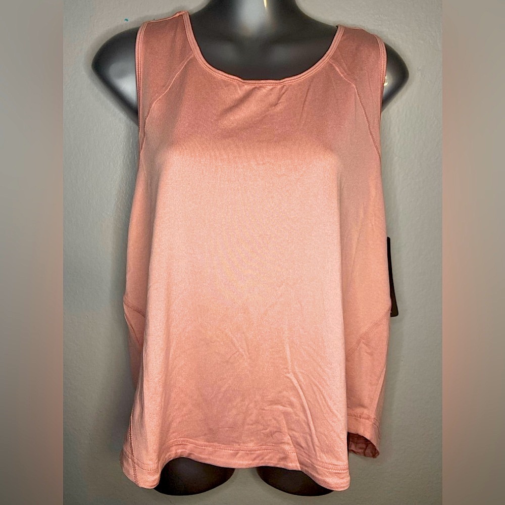 NWT Elev8 Performance Racer Back Tank. Dusty Rose. Moisture wicking Size…